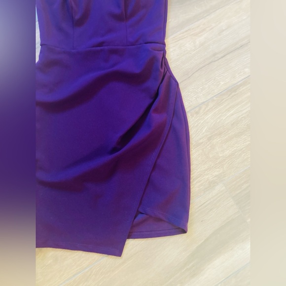 B. Darlin Bridesmaid Dress - Picture 5 of 5